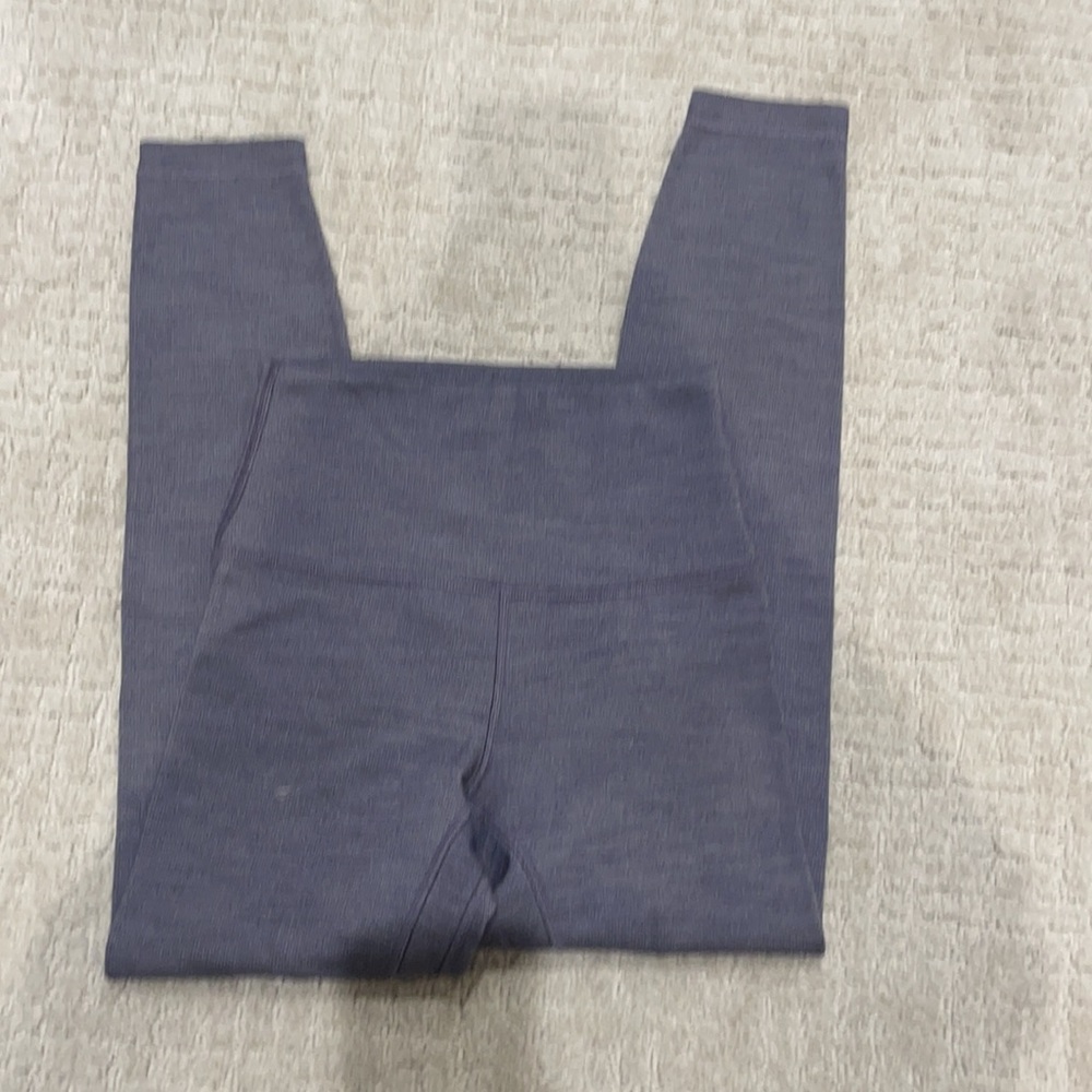 Gray Lululemon Wunderunder Pants - image 3